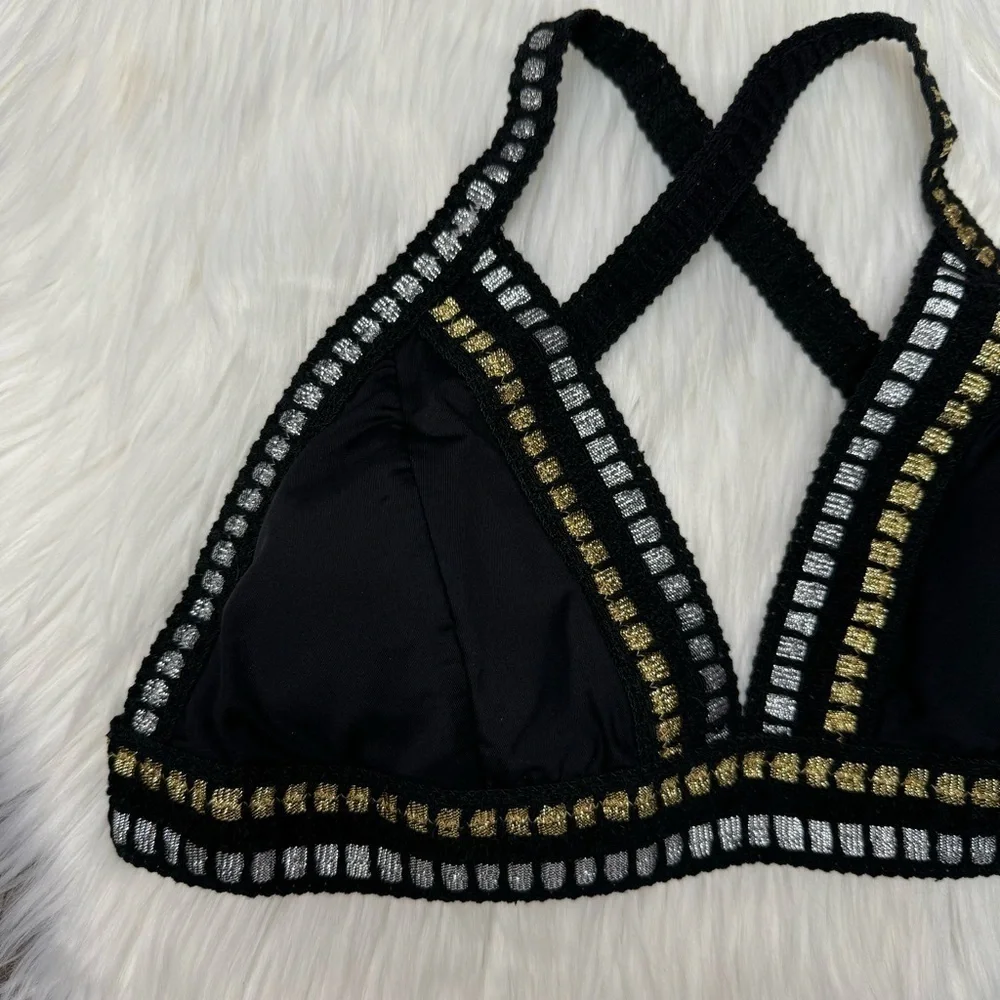 NWT La Blanca Threading Along Triangle Bikini Top size 6